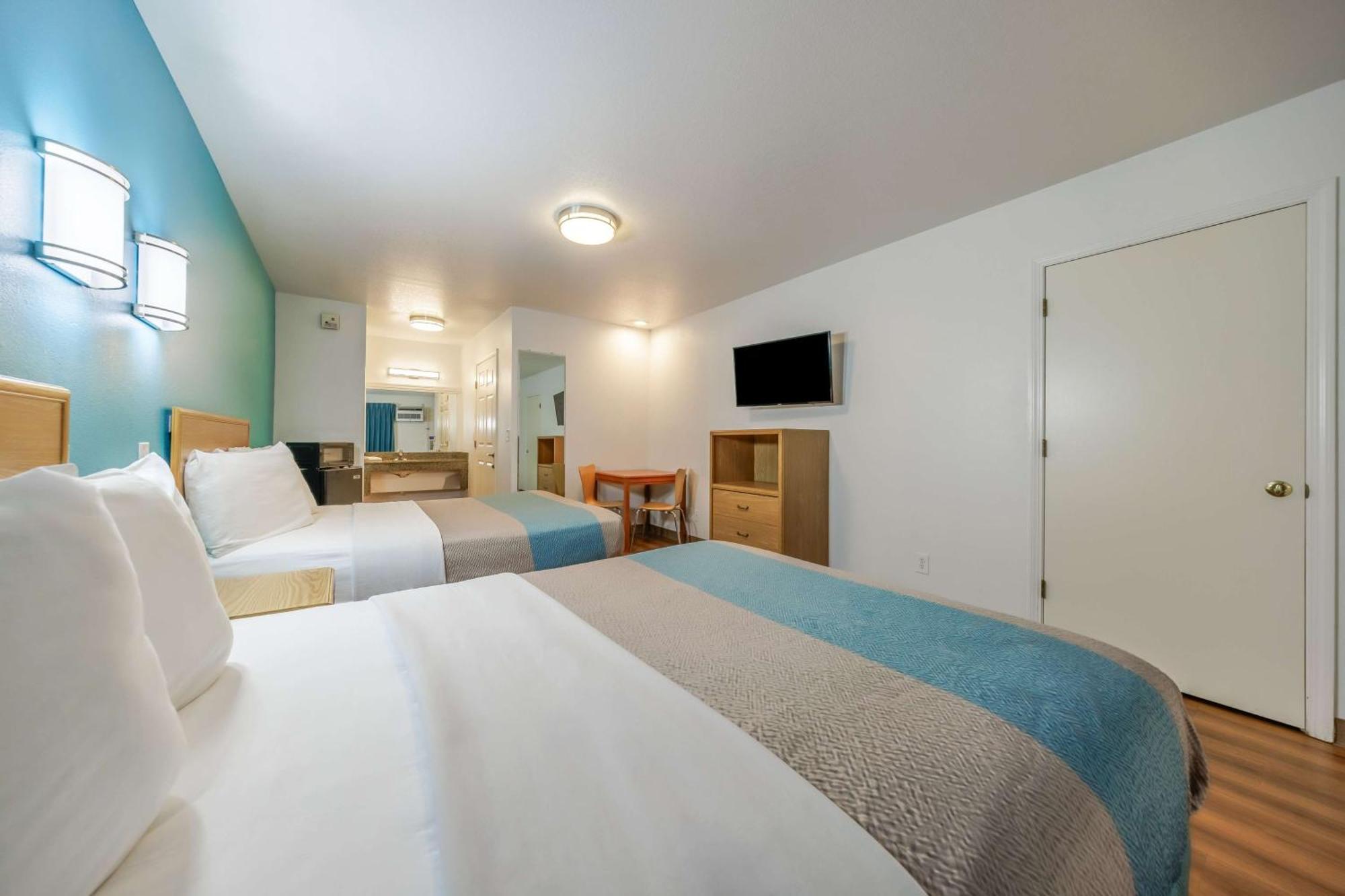 Motel 6-Canby, Or المظهر الخارجي الصورة